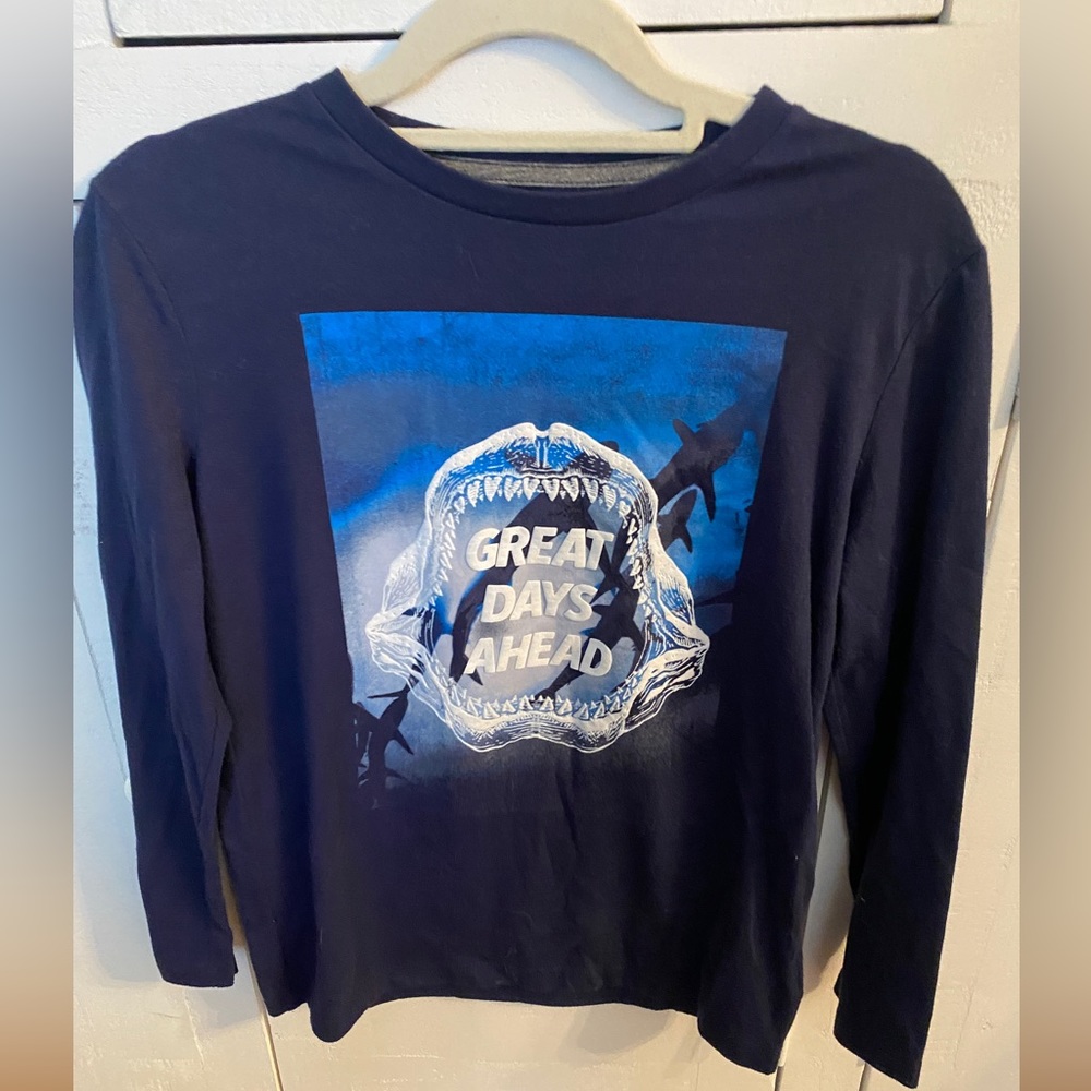 Old Navy long sleeve navy blue shark T-shirt size 10/12 or L.